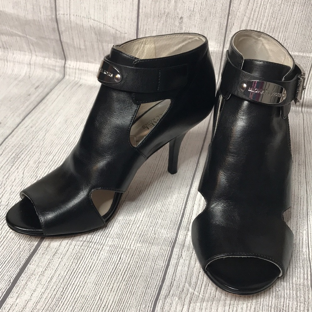 Michael Kors Black Open-toe Spike Heel Size 7
